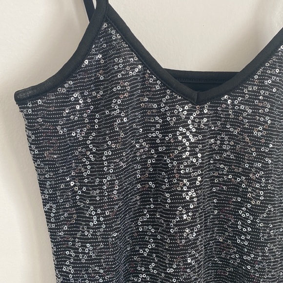 Ladies Sequin Tank - Picture 2 of 2
